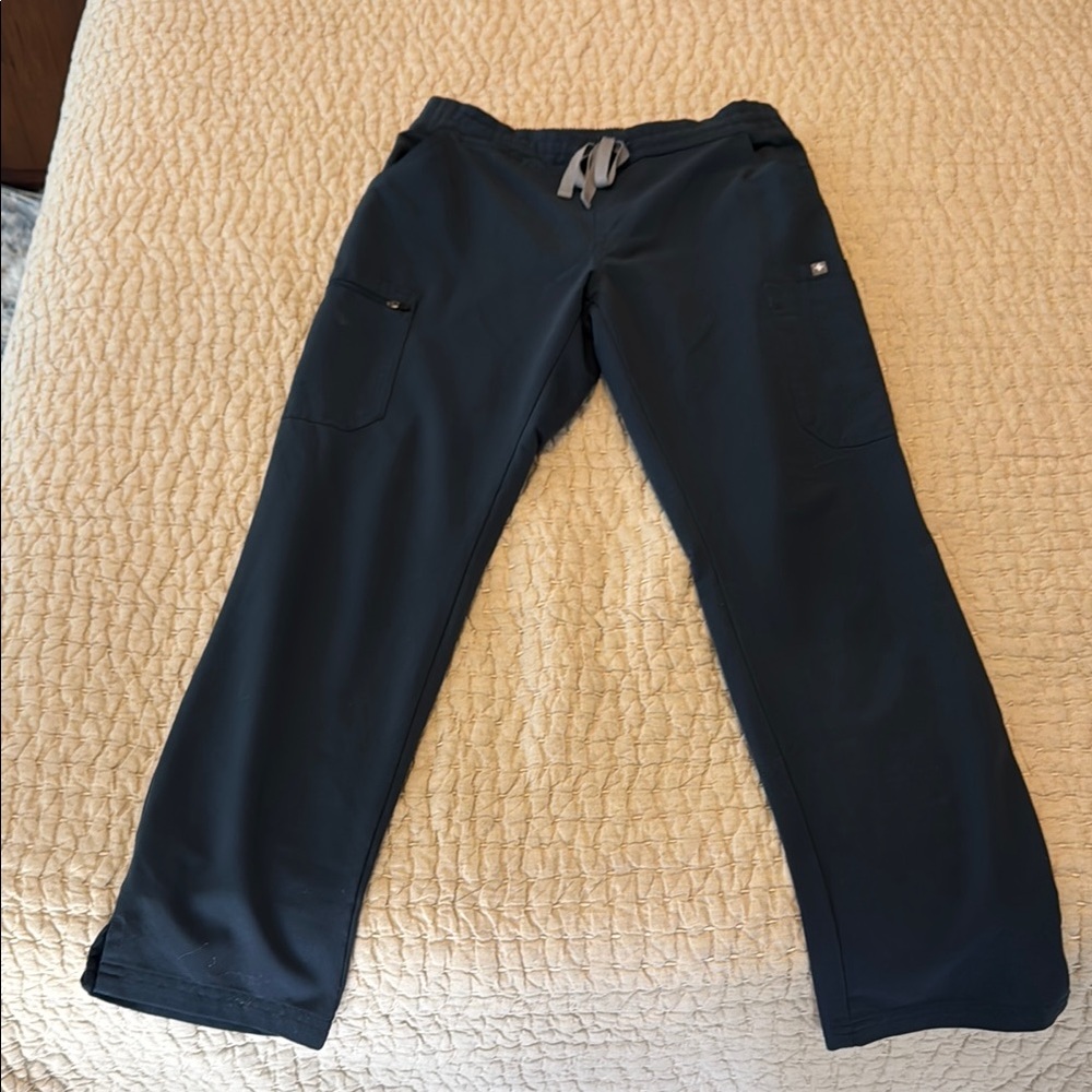 Dark Harbor Figs Yola